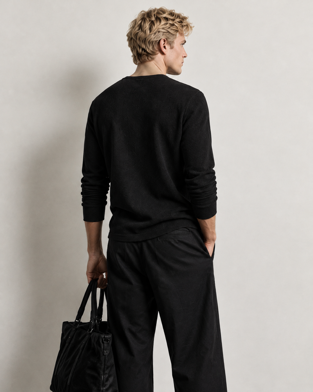 Geripptes Henley-Shirt — Schwarz