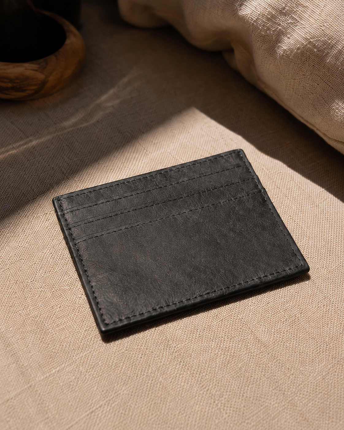 LEATHER CARD HOLDER